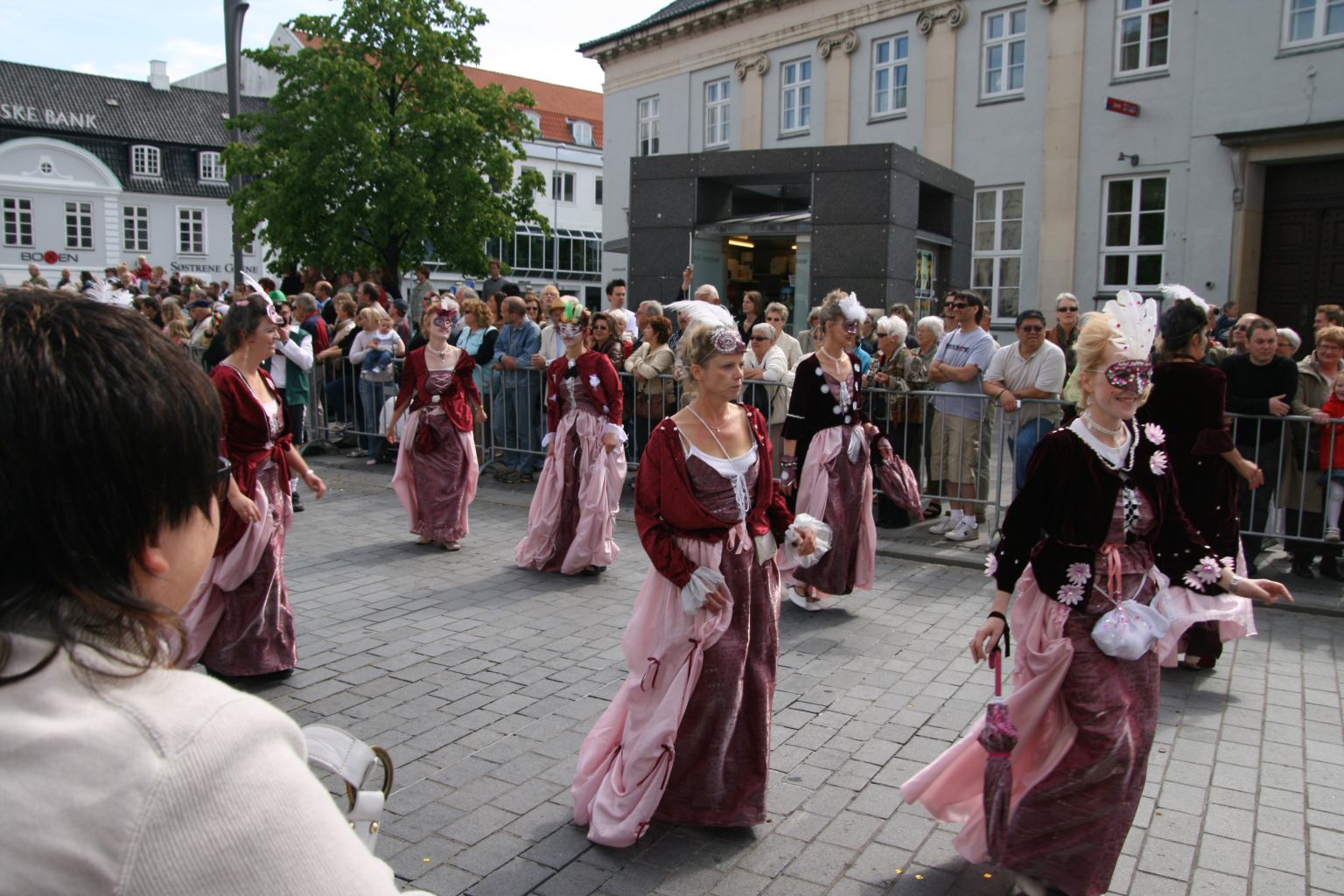 * Image 33