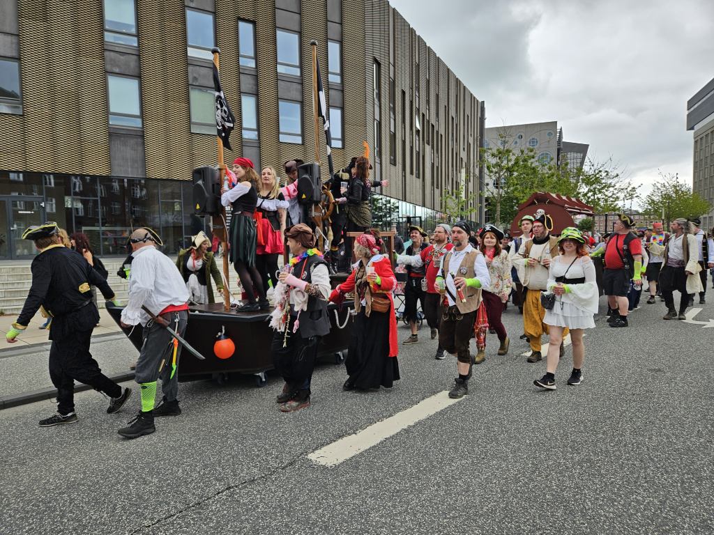 * Image 83
