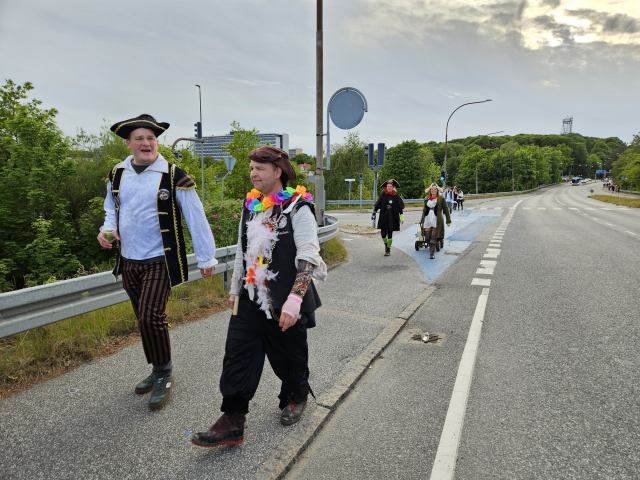 * Image 204