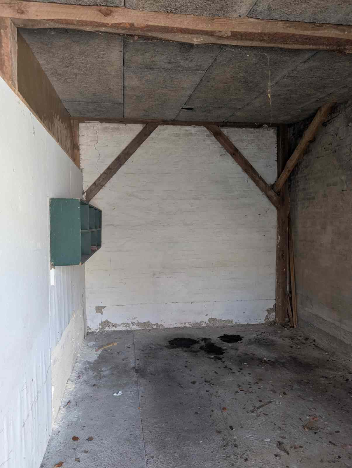 * Image 12