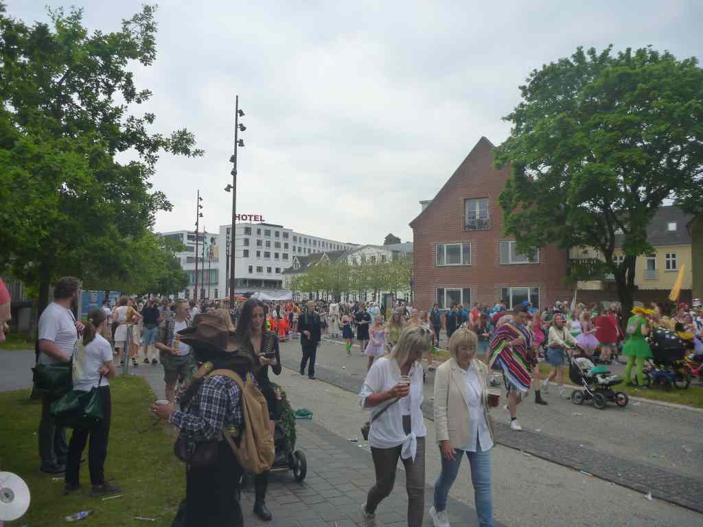 * Image 107