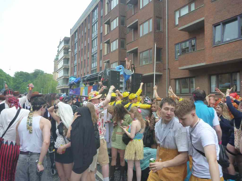 * Image 122