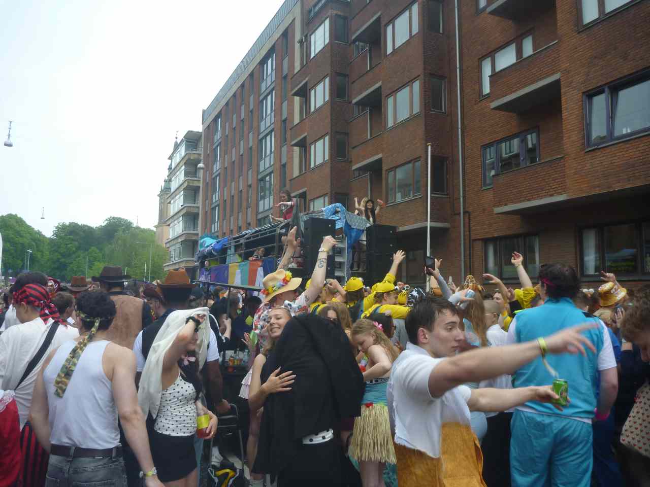 * Image 121
